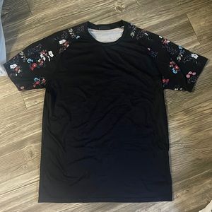 Men’s SHEIN shirt large